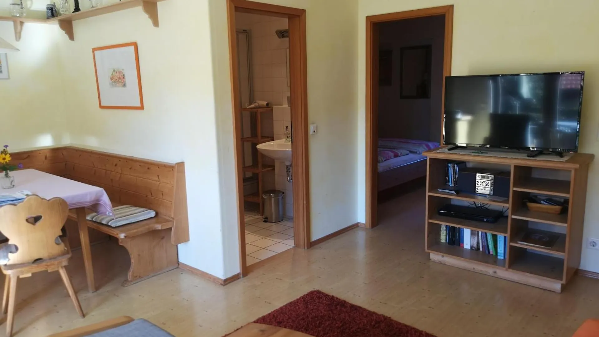 Ferienwohnung Am Wasen Inkl. Chiemgaukarte Ruhpolding Apartamento